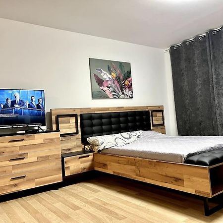 Casa Del Sole - Beautiful Studio In Varna Bulgaria Lejlighed Eksteriør billede
